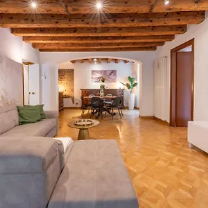 Appartamento Sgarzerie Luxury Flat 2 120mq, Verona