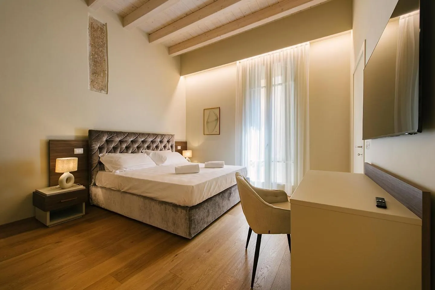 Palazzo Confalonieri Da Lisca Verona 0*,  Italia